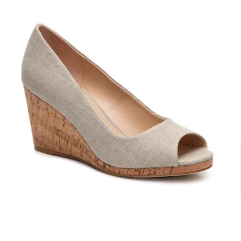 Kelly & Katie* Kaydena Espadrille Wedge Pump* Size 8* EUC
